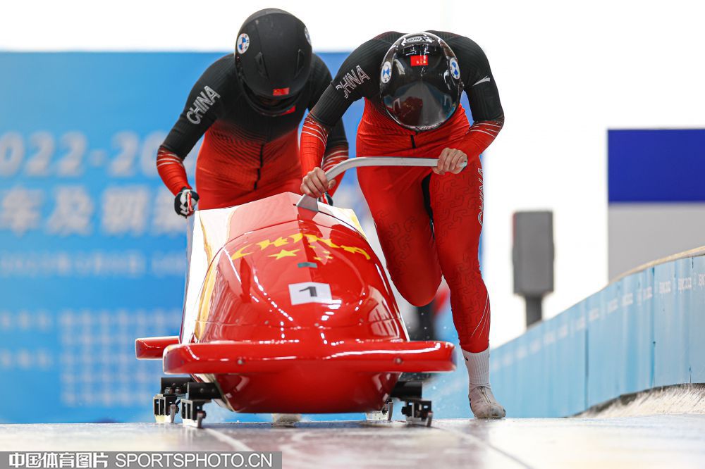 仅仅是观众 仅仅是观众